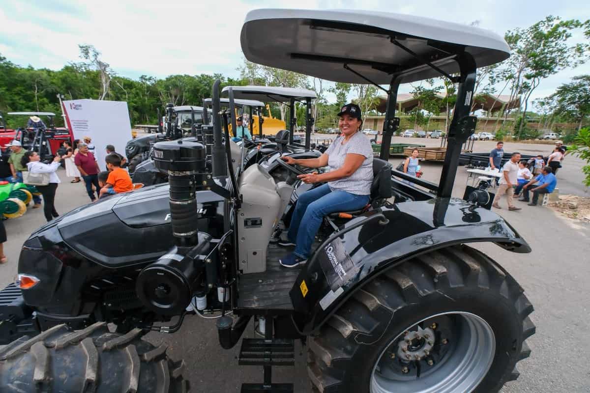 Gobierno moderniza el campo en Quintana Roo