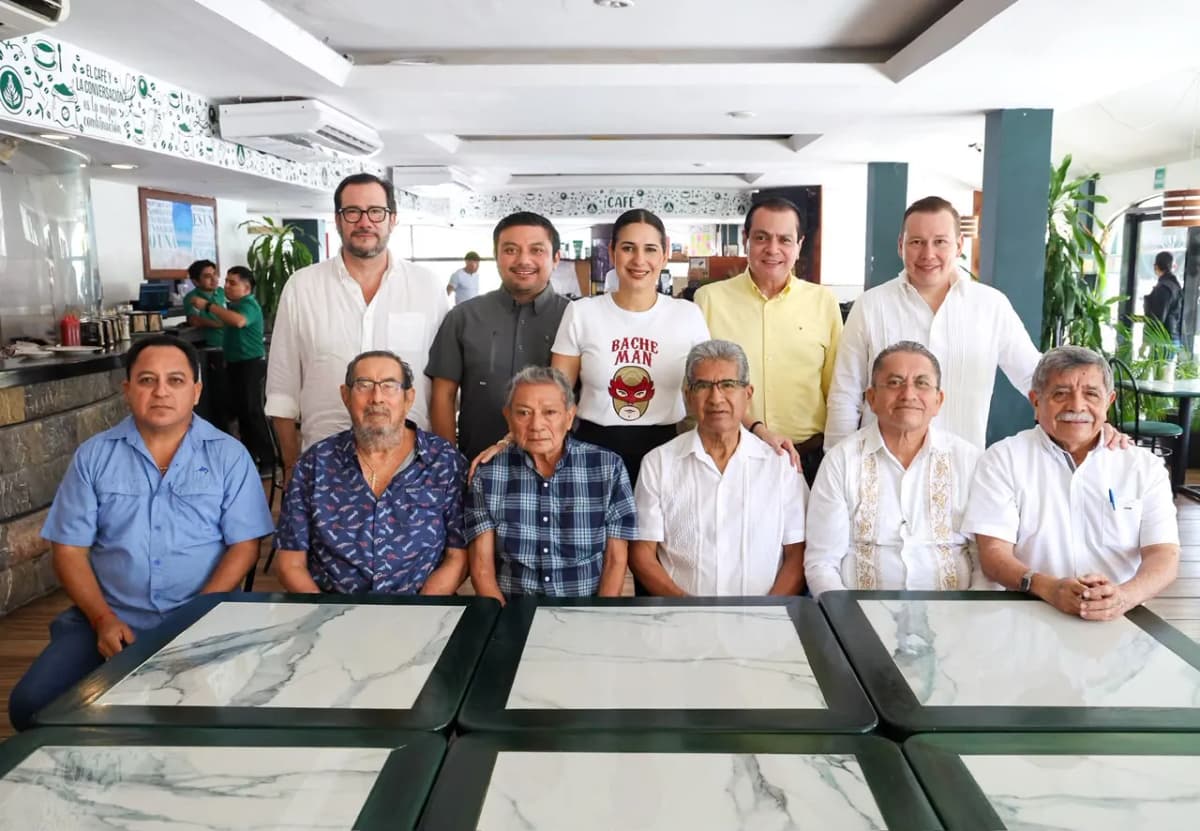Exdelegados comparten memoria histórica con Estefanía Mercado