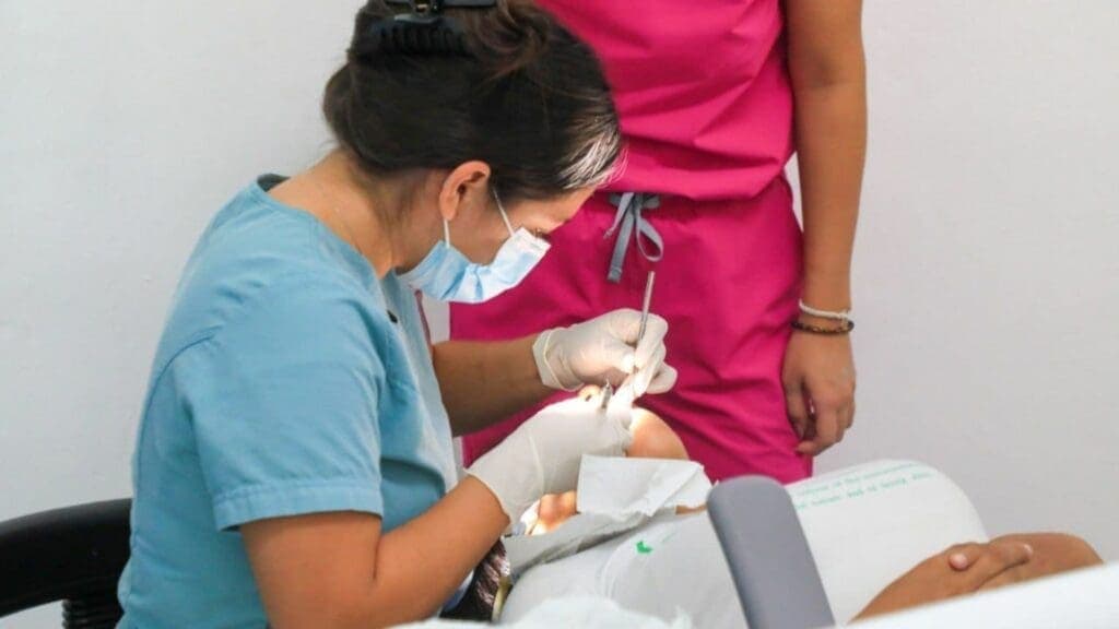 Aprovecha las especialidades médicas en CAPS
