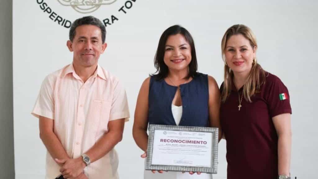 Concluye con éxito la Semana de Conferencias por el Día Internacional de los Derechos Humanos en Playa del Carmen