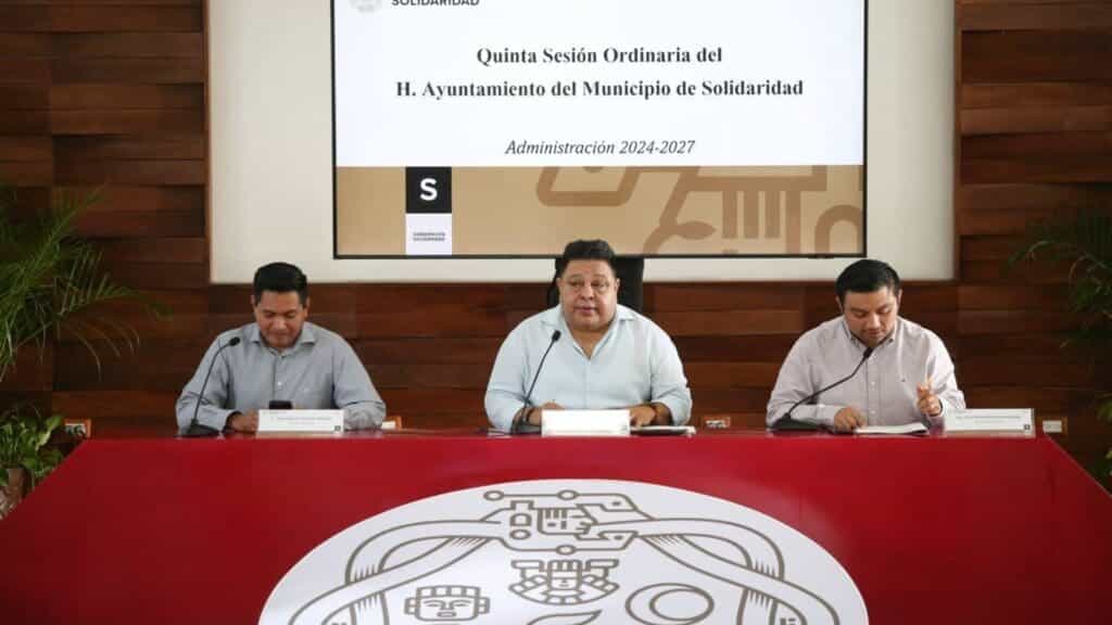 Cabildo aprueba firma de convenios entre el Ayuntamiento de Solidaridad y dependencias federales