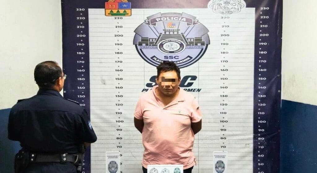 Detienen a sujeto por desobediencia y resistencia de particulares en Playa del Carmen