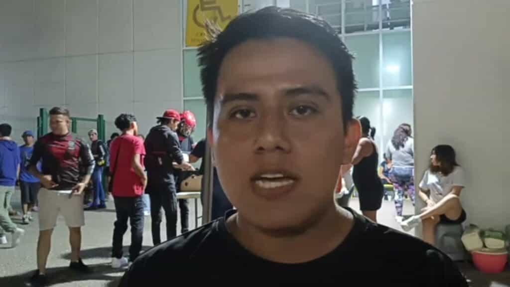 Motociclistas reparten alimentos a personas necesitadas en los hospitales de Playa del Carmen