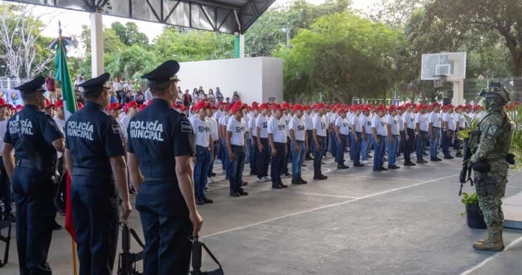 Participan 421 jóvenes en el Sorteo del Servicio Militar Nacional en Playa del Carmen
