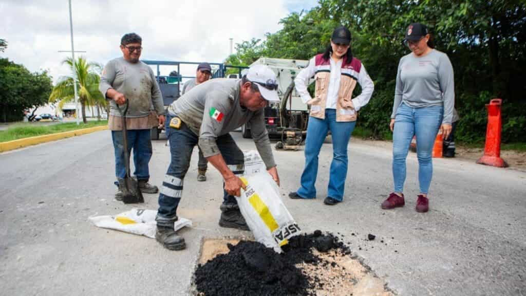 Continuaremos trabajando a máxima capacidad para tener un Solidaridad sin baches: Estefanía Mercado
